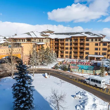 Ski In Ski Out At Sundial Lodge Walk Out To Pool 2Br C006